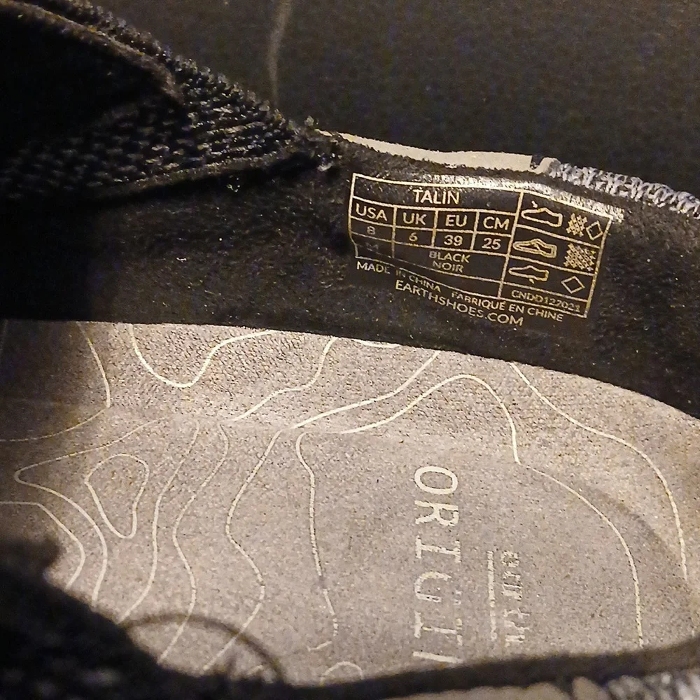 Earth Origins slip on shoes - Picture 2 of 5